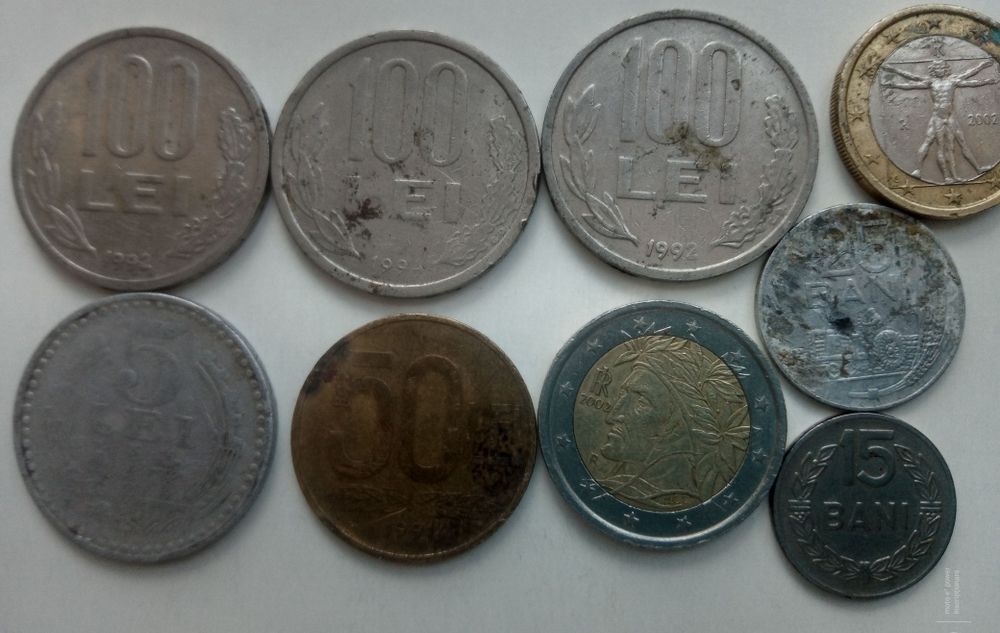 Vind  doua monezi de 500 le plus altele