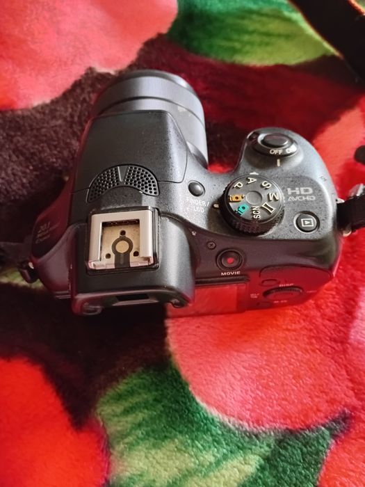 Sony fotoaparat sotiladi