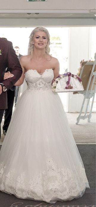 Rochie mireasa stil prințesă