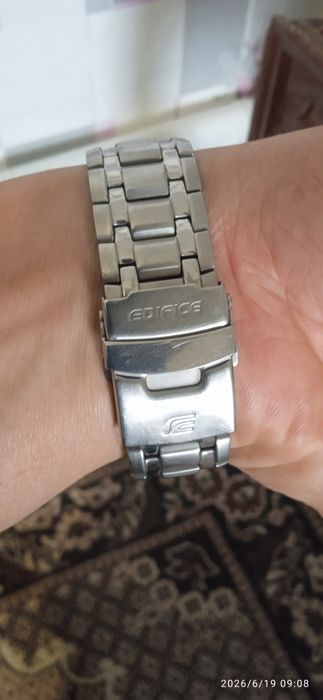 Продаю Касио Япония оригинал.