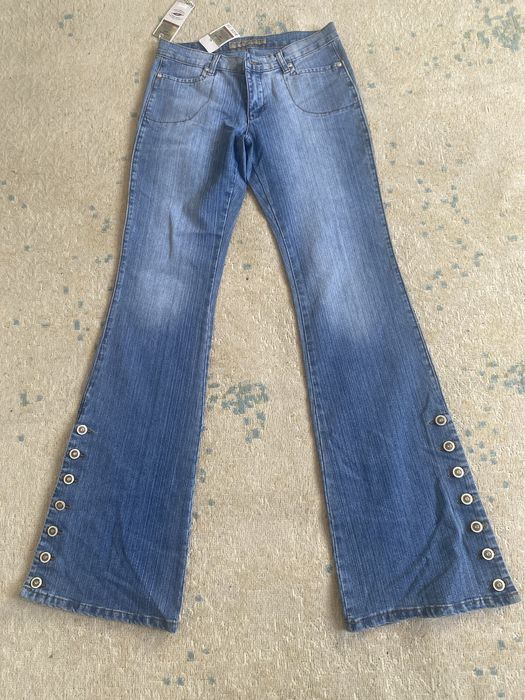 Продается джинсы темно синние