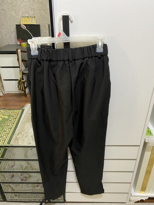 Слаксы новые черный