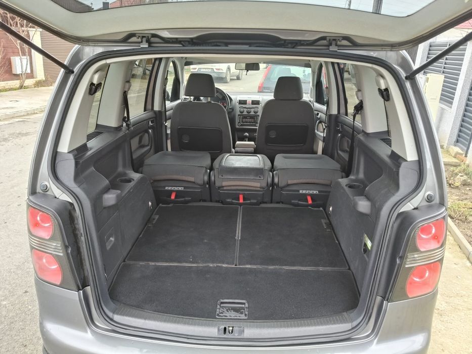 Vw Touran CROSS 2.0 bmn, 170cp* DEOSEBIT*7locuri negociabil