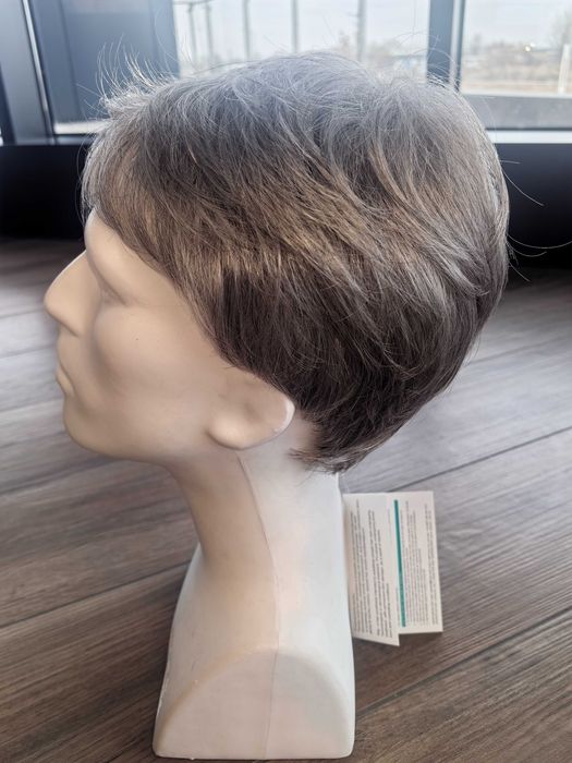 Перука чисто нова, к-т с шампоан