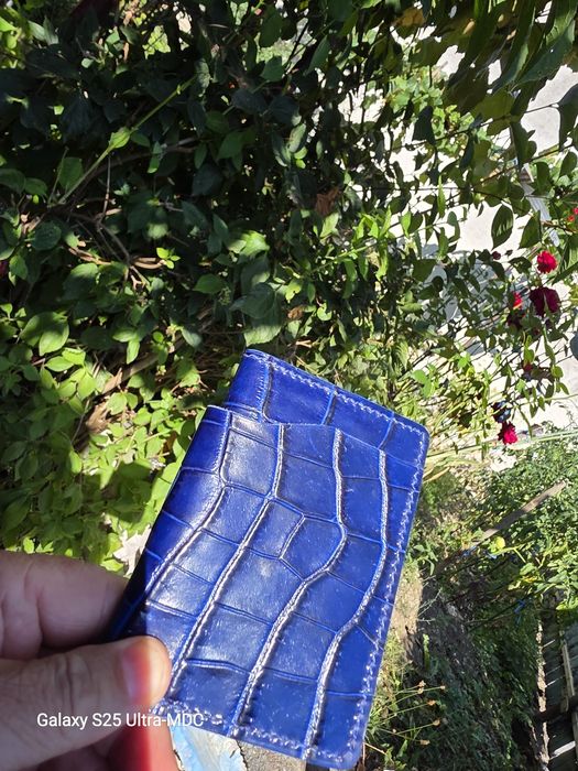 Vând 3 portofele handmade din piele naturală, la pachet