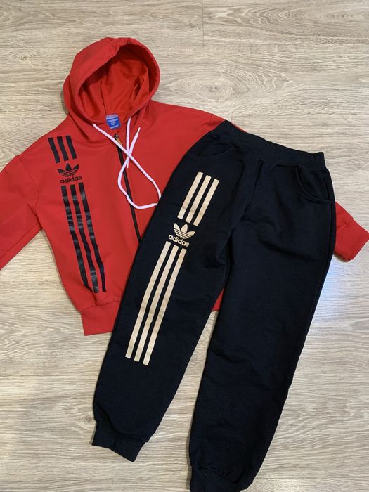 Костюмы  на 6-8 лет