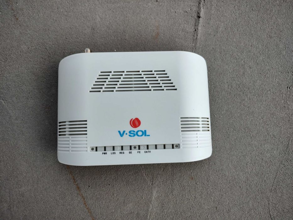 EPON ONU V2802RET - оборудване за оптични мрежи с рутер функции