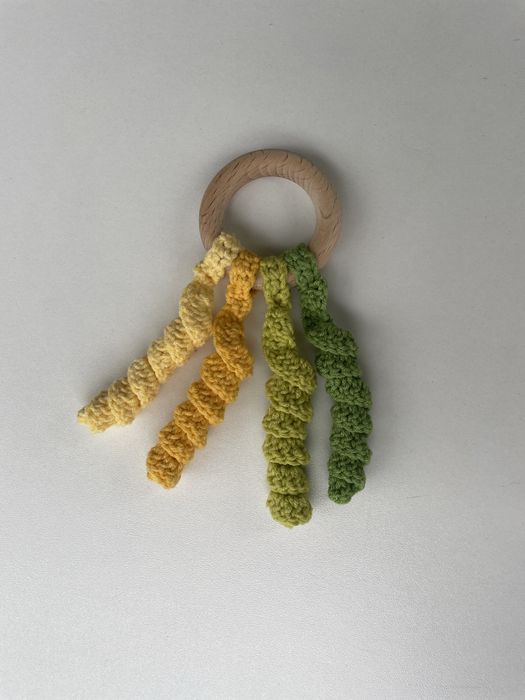 Монтесори гризалка за бебета