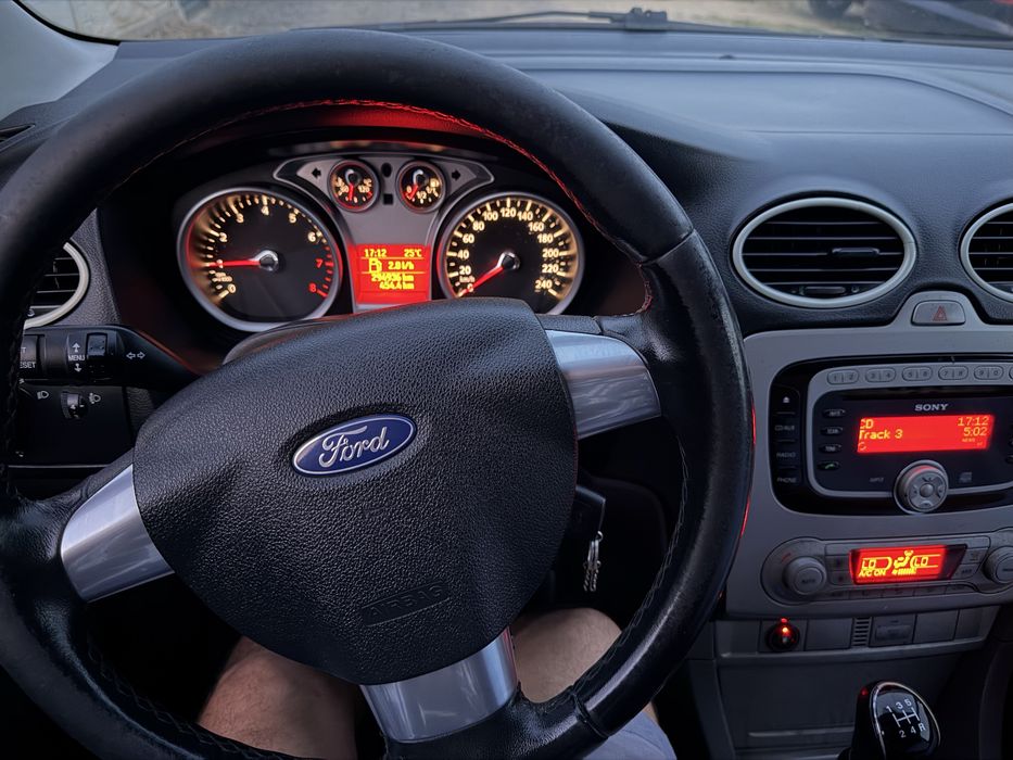 Vand ford focus 2 cu gpl acte la zi