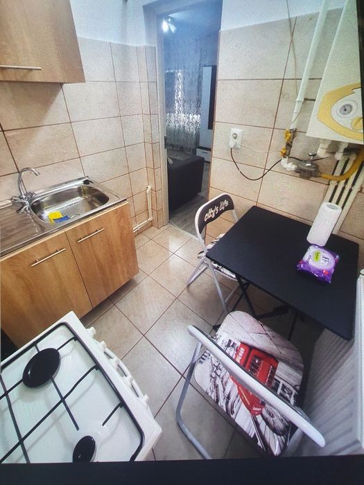 Garsoniera pentru inchiriat