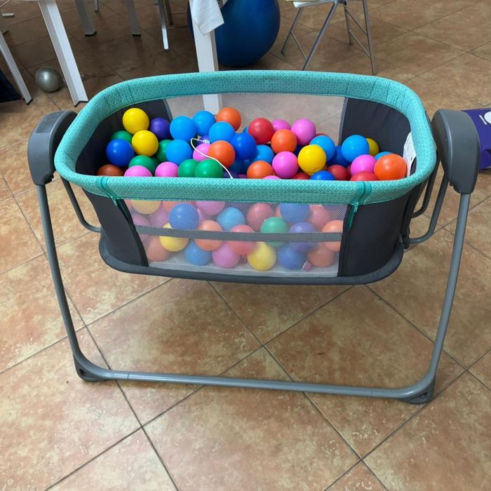 Манеж с шариками