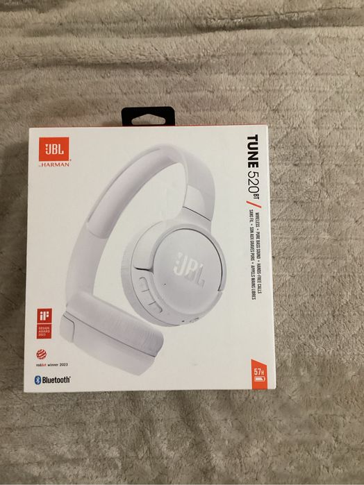 Castiwireless  jbl tune 520 bt by harman ,noi sigilate
