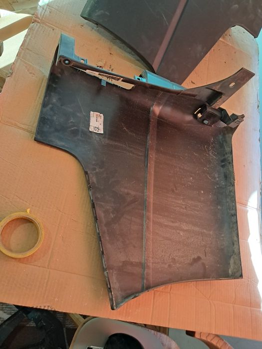 Броня калник Renault Trafic