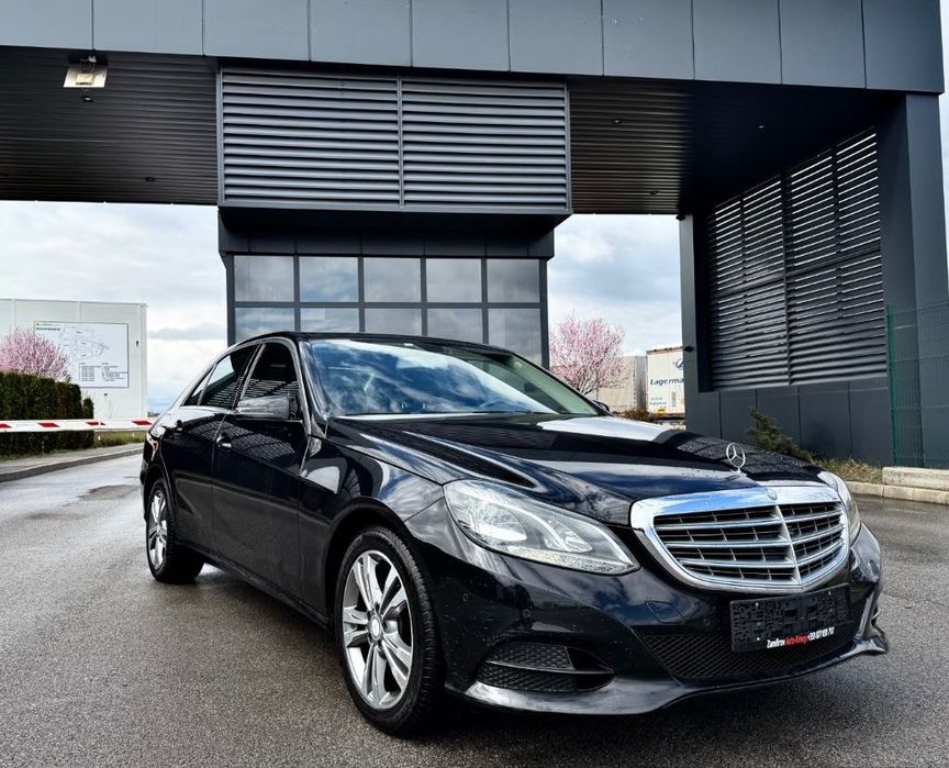 Mercedes-Benz E-Class (W212) – Безупречно състояние