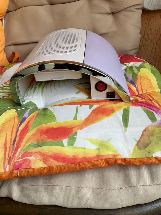 Прахоуловител за маникюр