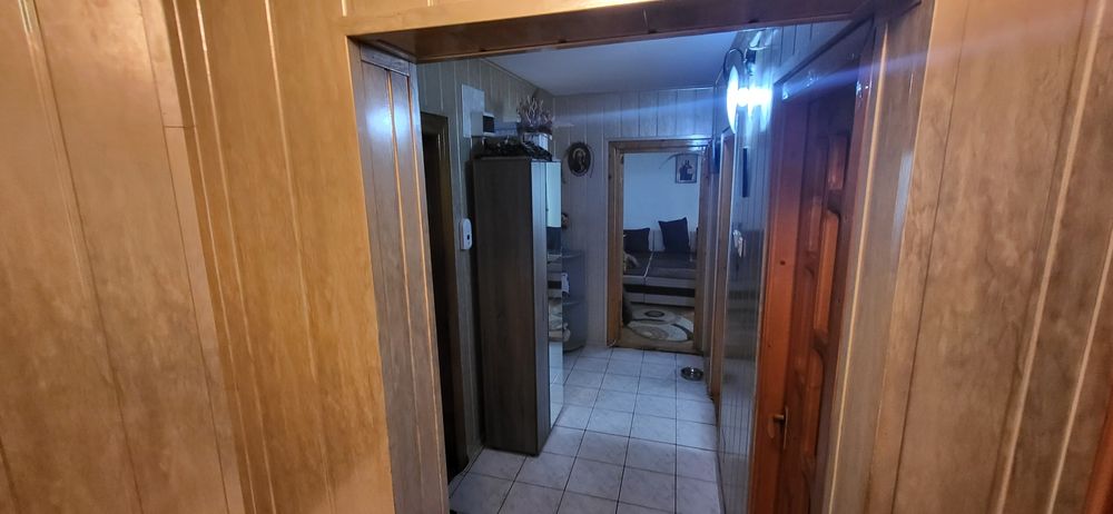 Apartament 3 camere 68 mp utili