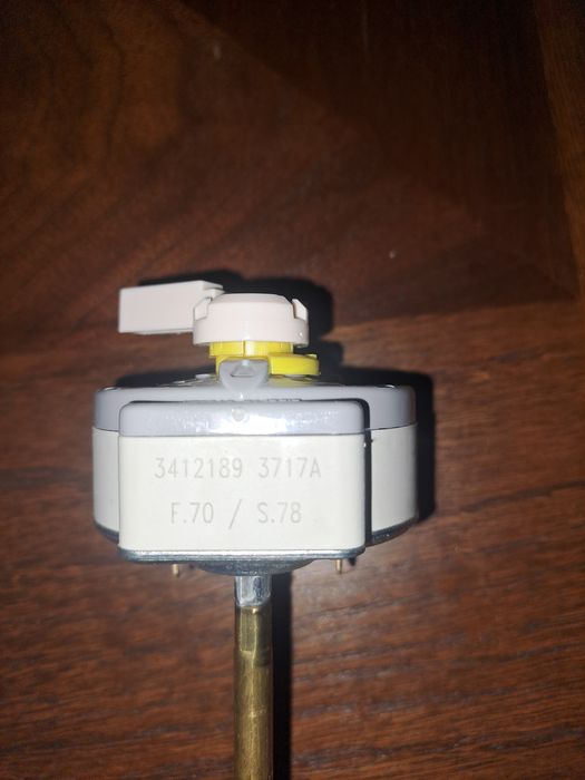 Термостат для водонагревателя Ariston