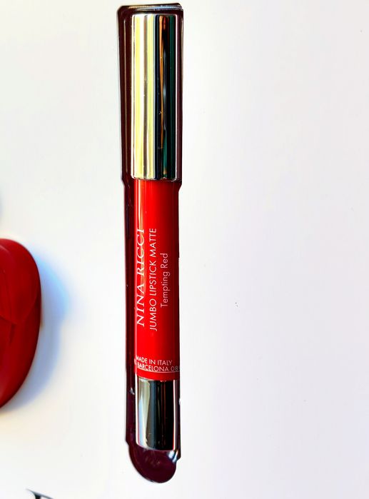 Set Cadou Parfum Nina Ricci Nina Rouge EDT 50ml + Ruj Jumbo Matte Nou in Cutie