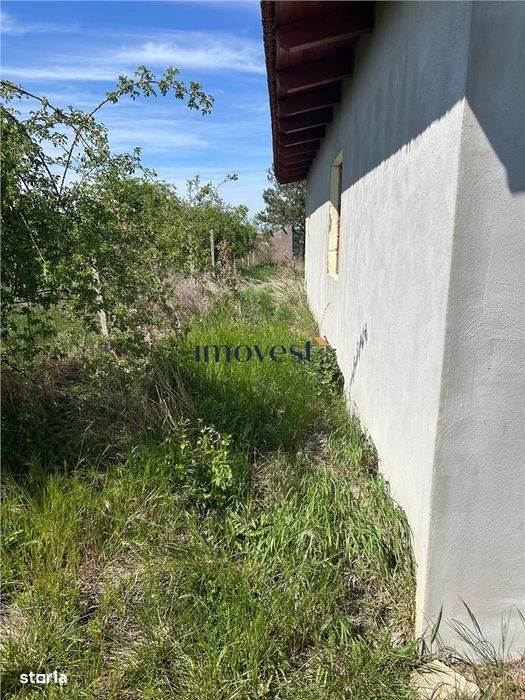Casa de vanzare in Lazuri, Satu Mare | proprietate spatioasa cu teren