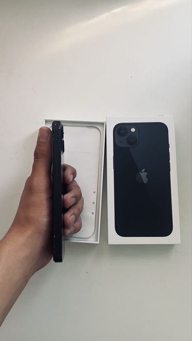 iPhone 13 128GB Midnight черный