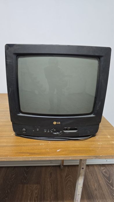 Продам два телевизора