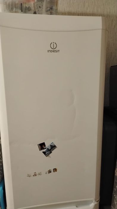 Холодильник INDESIT