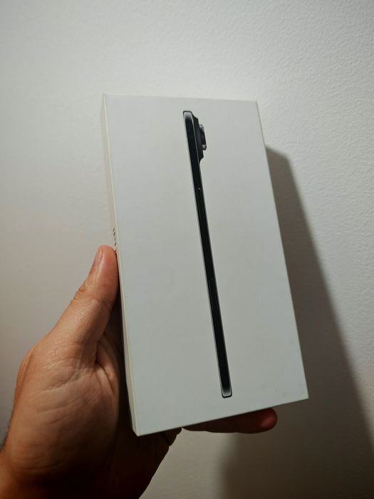 НОВ! iPhone 17 Air 256GB Space Black / Гаранция