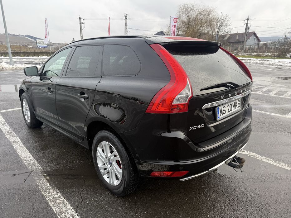 Volvo xc60 2.4 awd manual
