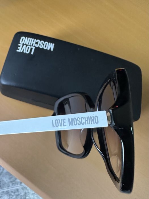 Очила Love Moschino
