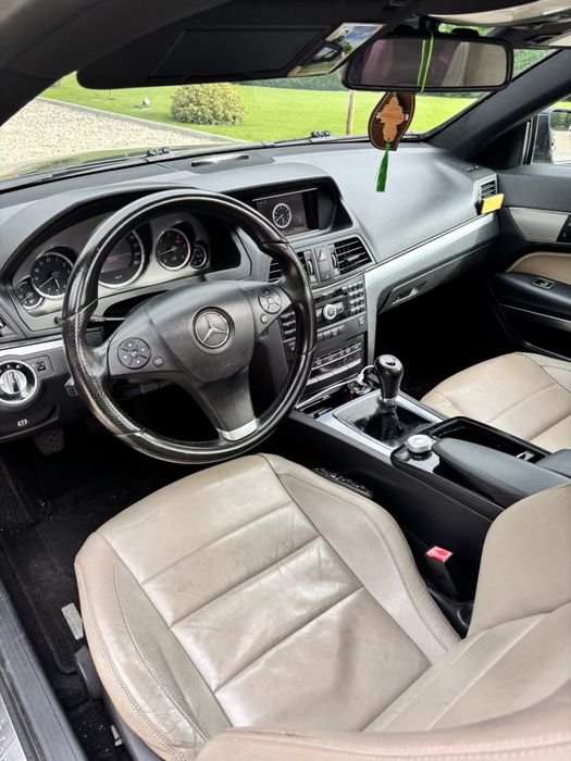 Mercedes e-class coupe
