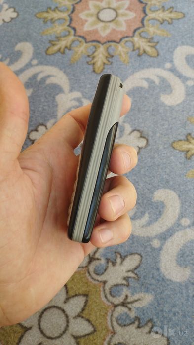 Nokia 1100 sotiladi rodnoy