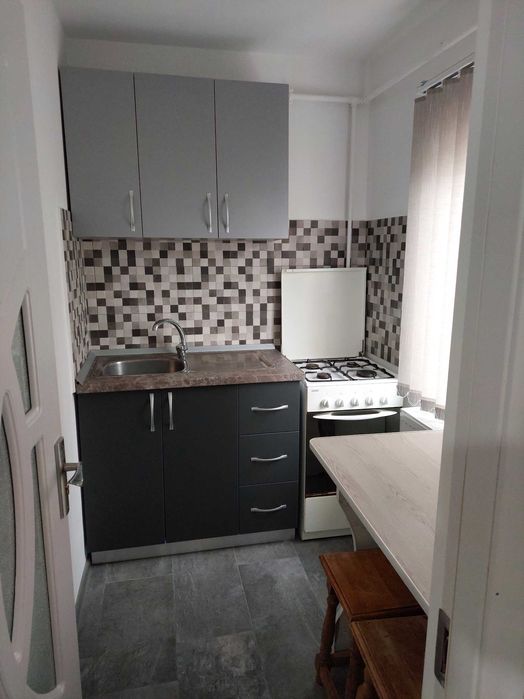 Inchiriez garsoniera cf1 zona Dorobanti 2