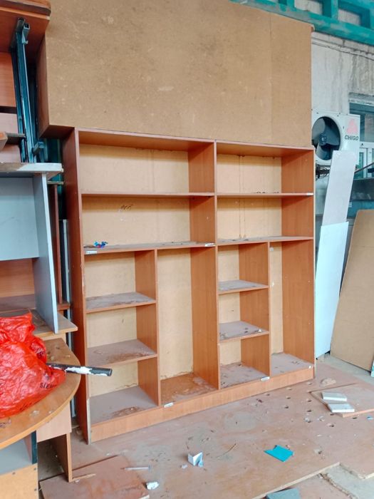 Шкафы,столы офисные