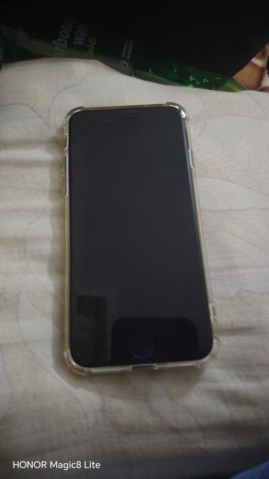 iphone 8 256gb чисто нов 85% Батерия живот