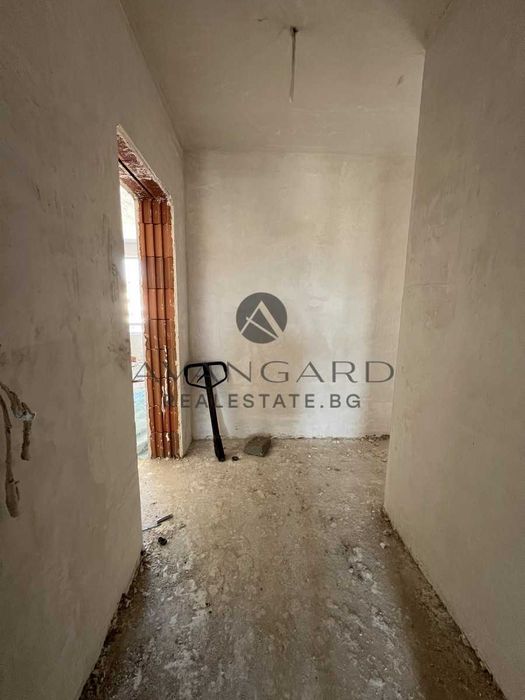 Продава се Тристаен апартамент в Пловдив, Кючук Париж - 110 кв.м за 890 €/кв.м - Снимка #7