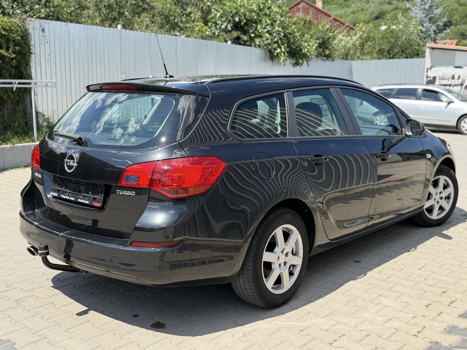 Opel Astra J 2012 1.4 Benzina 140 CP Euro 5