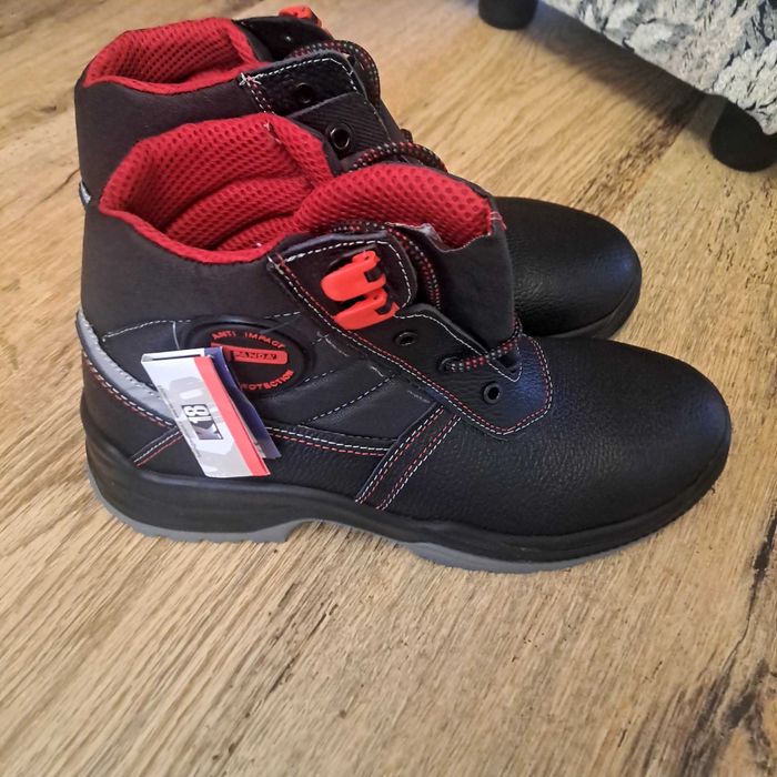 Зимни работни обувки