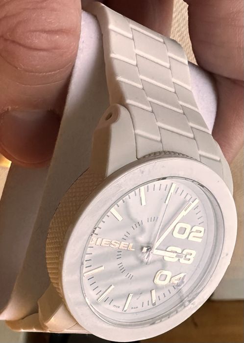 Ceas Diesel alb 44mm