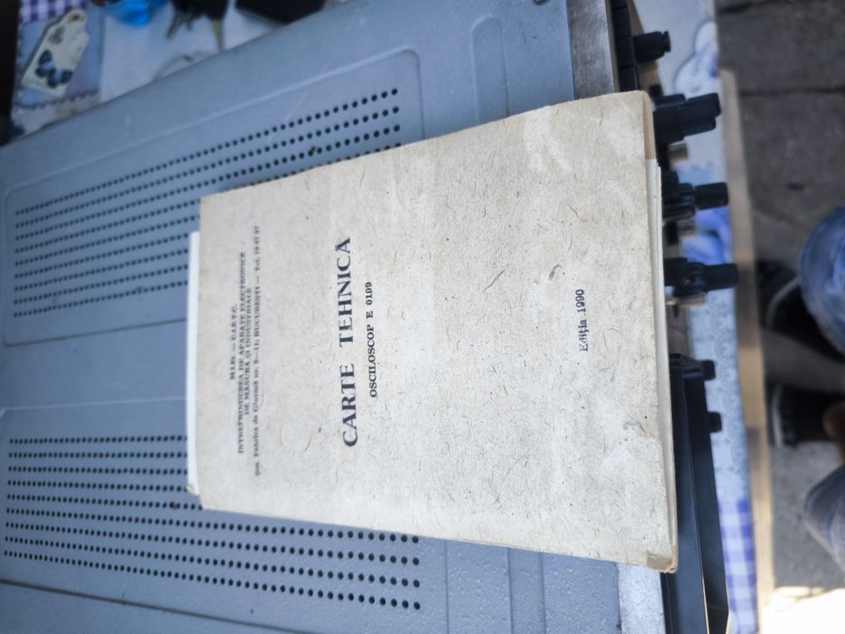 Osciloscop IEMI E 0109 (0-25 MHz) + Carte Tehnică Originală (Ediția 1990)