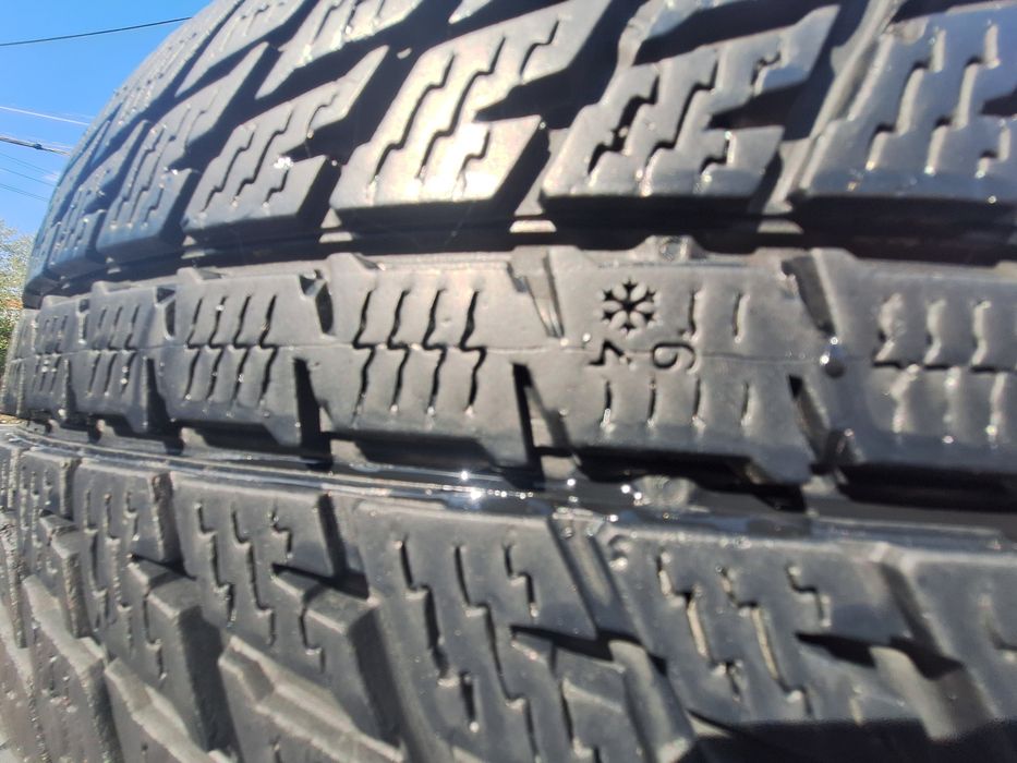 4 anvelope iarna 225/60r17 Nokian Montaj Gratuit