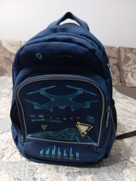 Рюкзак для мальчика на 3-5 класс