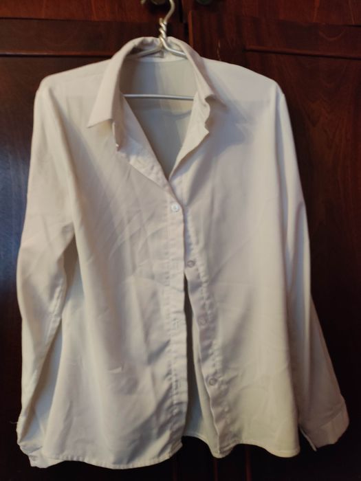 Продам школьные рубашка для девочки