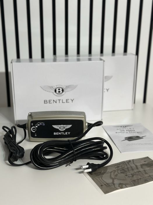 Redresor Baterie 12V Bentley 110V Trickle Chargher Intretinere Baterie 110 Volti