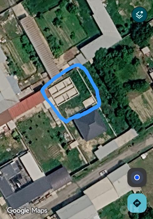 Yer sotiladi tayyor fundament bilan 5 sotix
