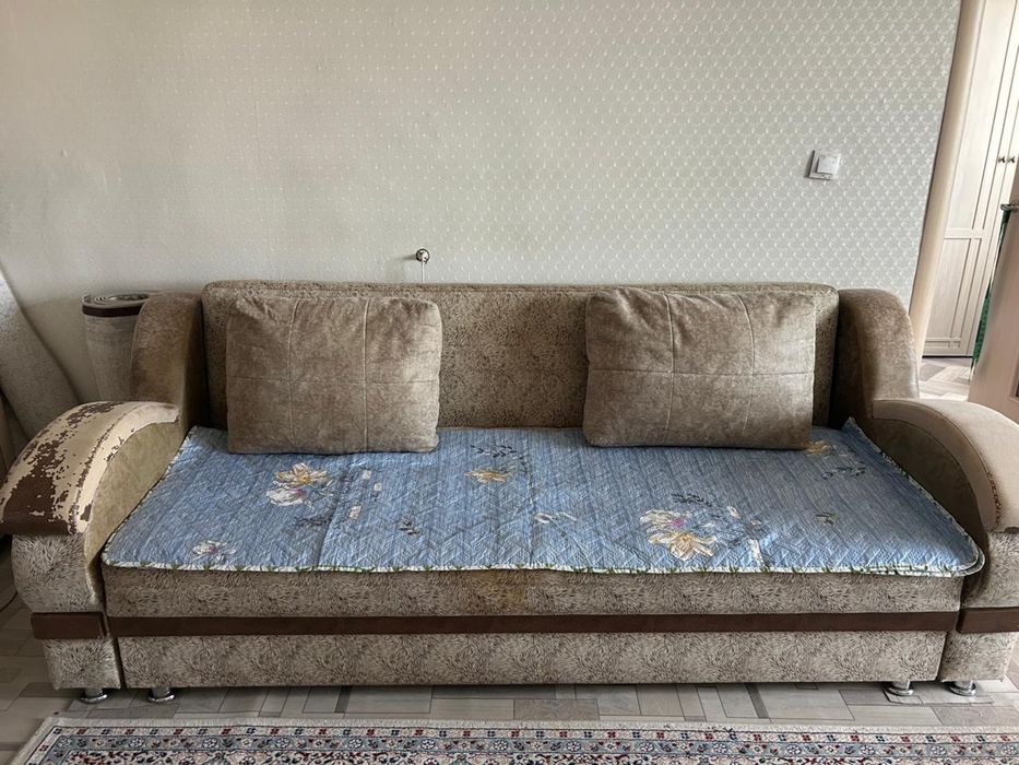 Диван в гостинную