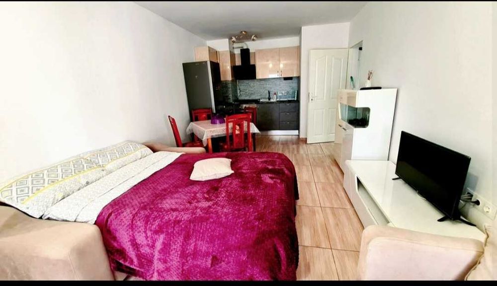 Дава се под наем Двустаен апартамент в Варна, Чайка - 70 кв.м за 450 € - Снимка #1