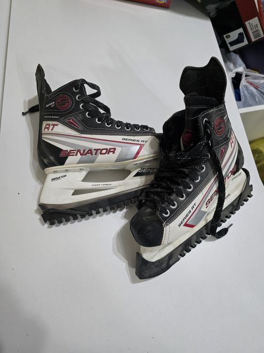 Коньки 40 и 42 размеры