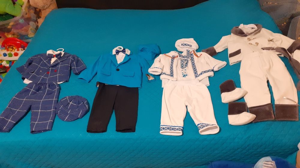 Costumas bebe 6 luni- 1 an