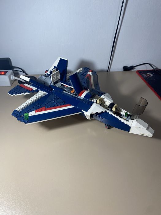 Lego Creator Blue Power Jet avion 9-14 ani