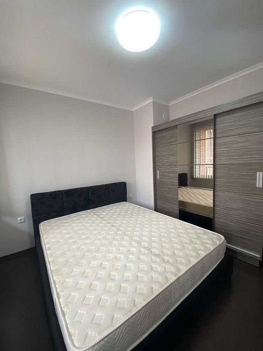 Дава се под наем Двустаен апартамент в Варна, Център - 70 кв.м за 418.71 € - Снимка #9